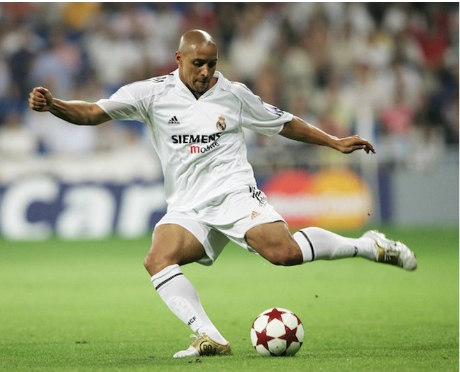 Roberto Carlos là hậu vệ cánh có cú sút trái phá, lực sút mạnh nhất lịch sử.