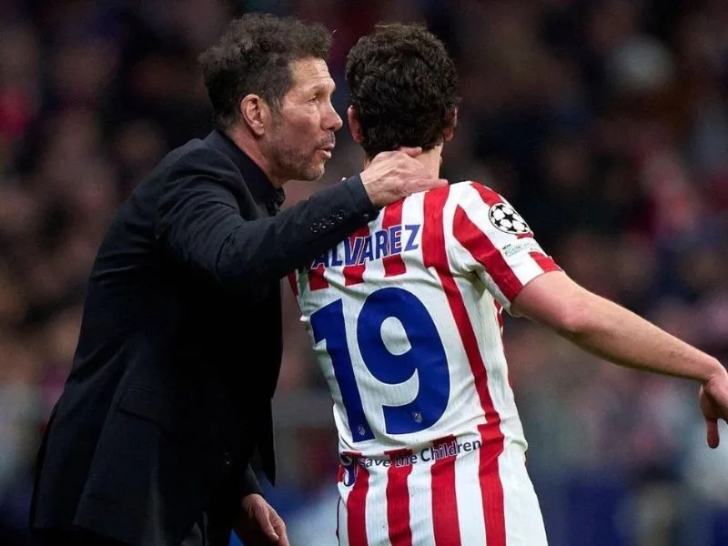 diego simeone triet ly thep va hanh trinh kien tao atletico madrid
